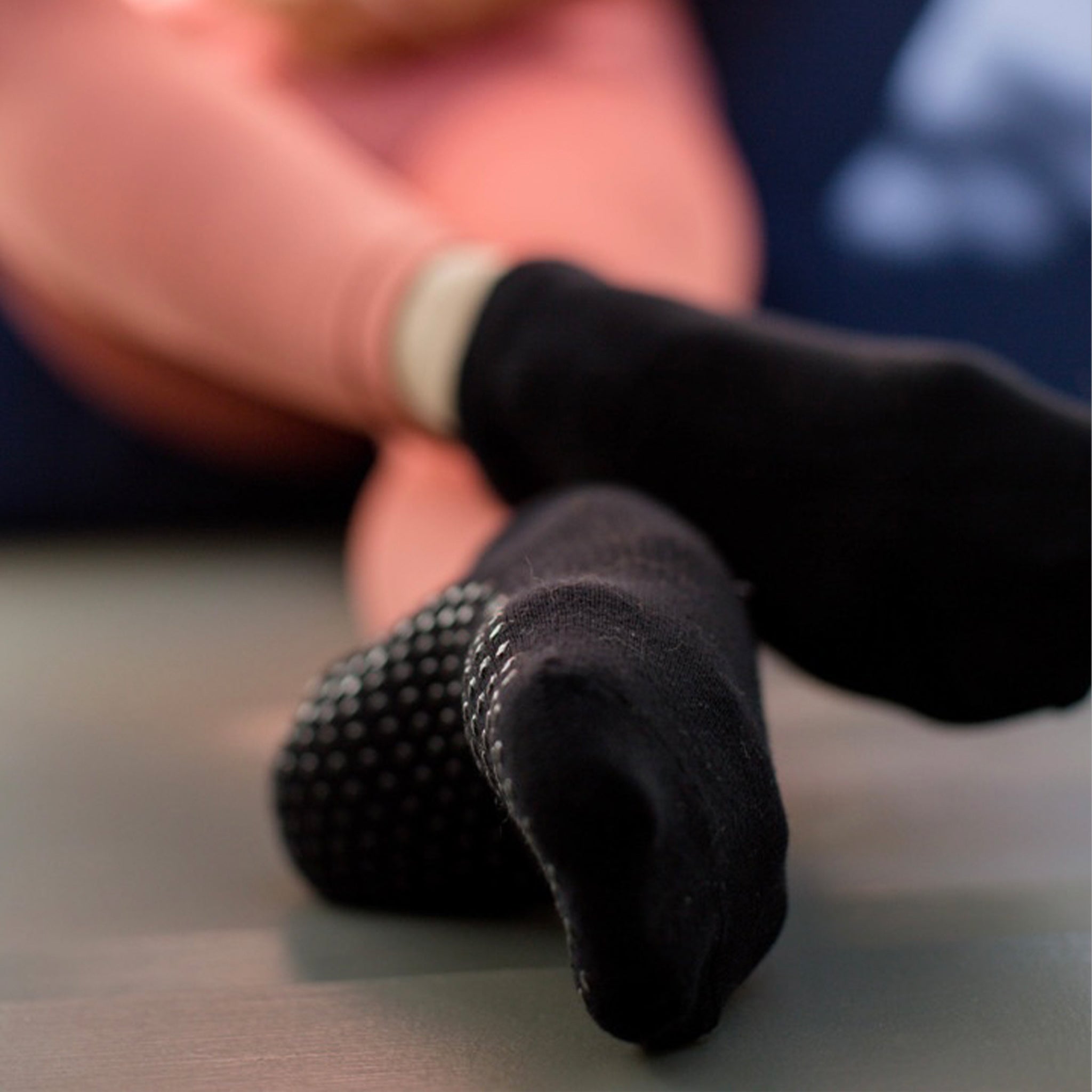 Classic Low Rise Grip Socks - Black